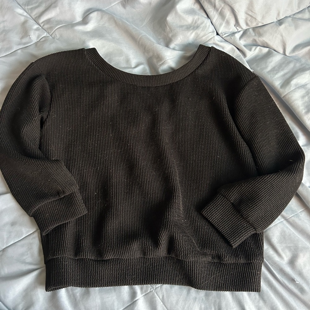 cropped open back long sleeve sweater